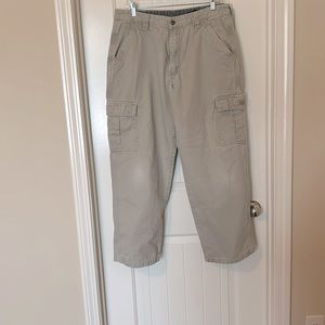 Men’s wranglers size 34x30 tan